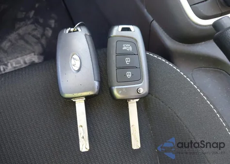 2022 Hyundai Venue Sel z USA, uszkodzony, nr VIN KMHRC8A37NU162841